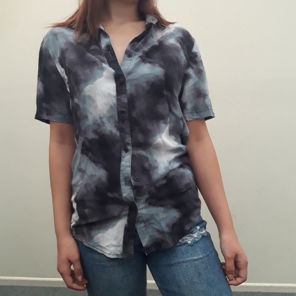 Men's button up tie-dye t-shirt